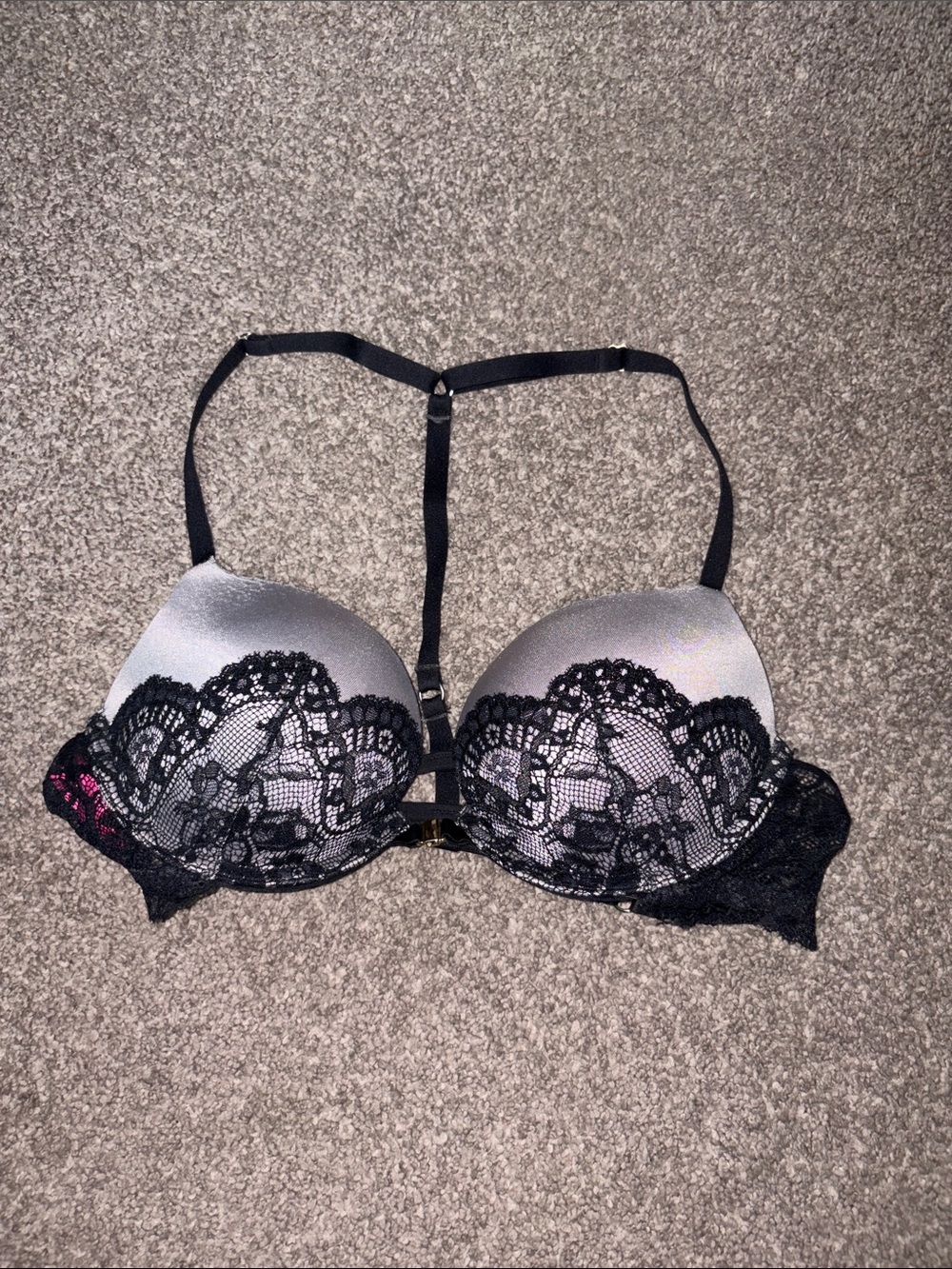 La SENZA FRONT CENTRE CLIP Silver Satin Push-Up Bra with Black Lace
